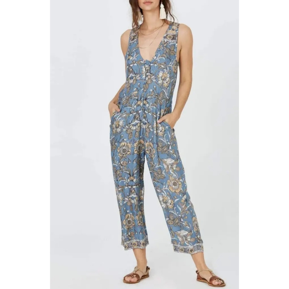 Jen's pirate booty neve jumpsuit size XS